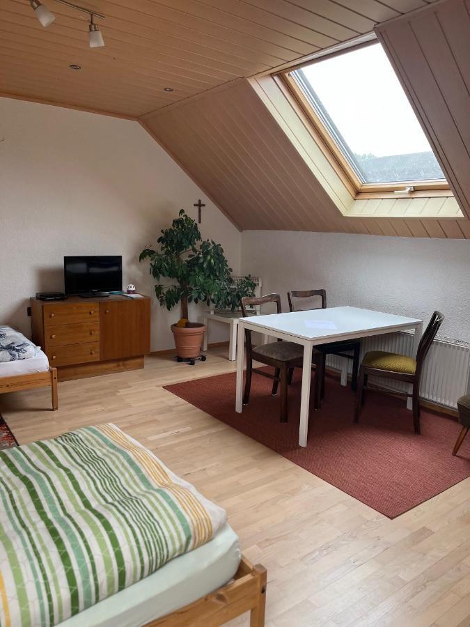 Monteurzimmer-Graf Nidda Kültér fotó